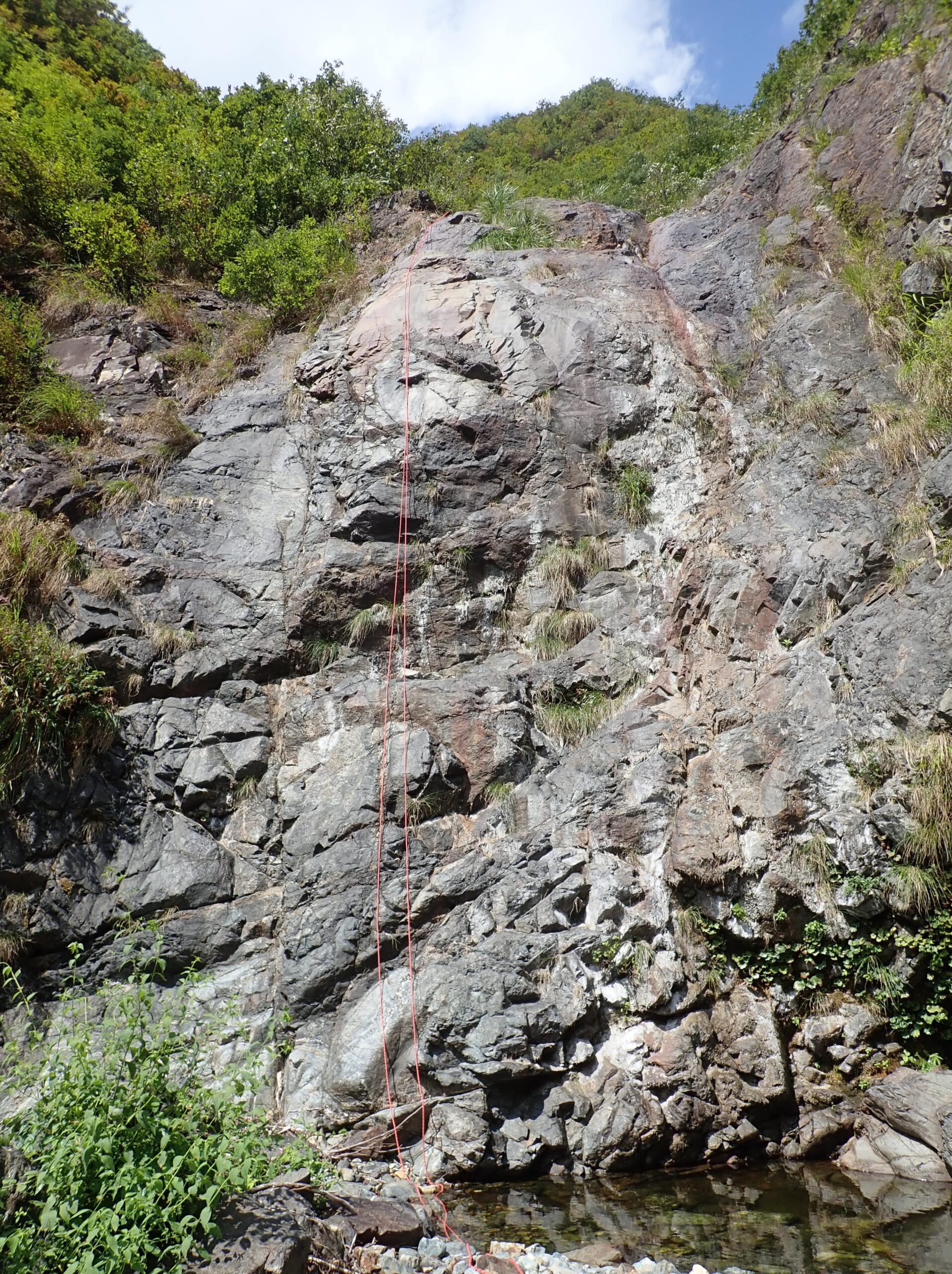 　御神楽沢　最下部の大滝