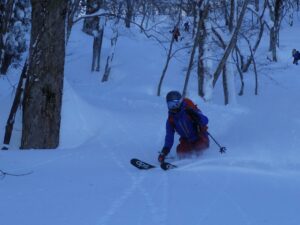 次々と白い粉の虜に